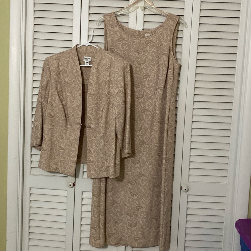 Vintage “Dorby” beige formal Jacket and Dress size 18W
